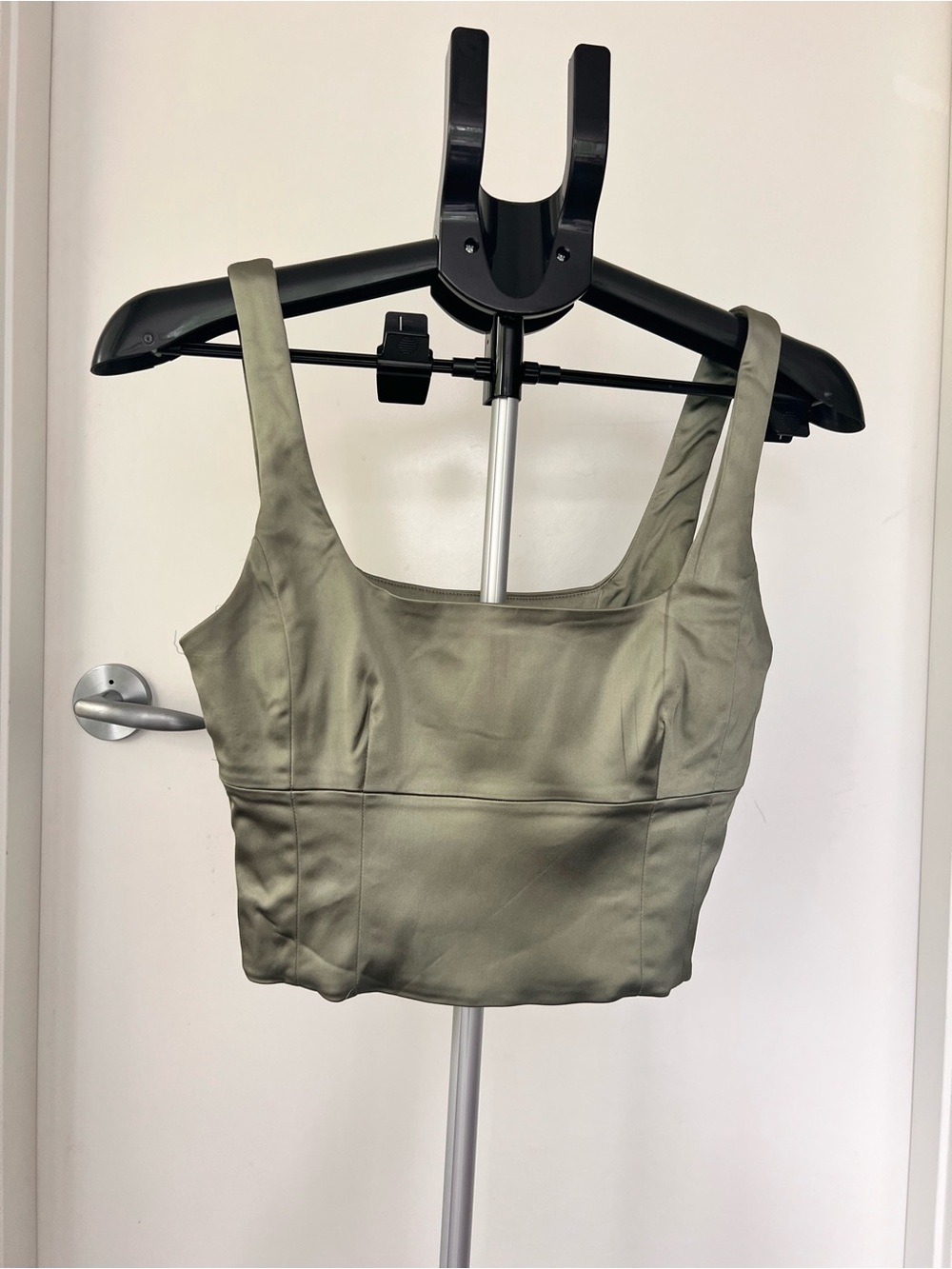 Wilfred Olive Satin Square Neck Crop Tank
